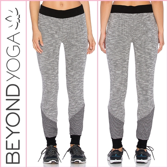 Beyond Yoga Pants - NEW Beyond Yoga Double Faced Sweatpant Jogger